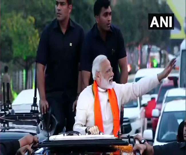 भुवनेश्वर में पीएम मोदी के रोडशो में उमड़ा समर्थकों का हुजूम