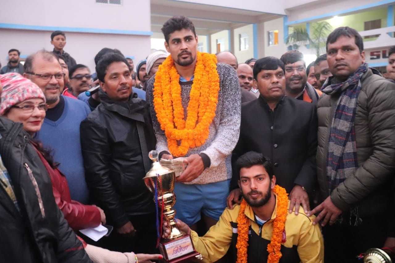 गोरखपुर ने जीता राज्‍यस्‍तरीय बालीवाल का फाइनल