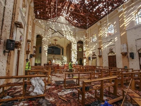 श्रीलंका बम धमाके: ISIS ने ली हमले की जिम्मेदारी