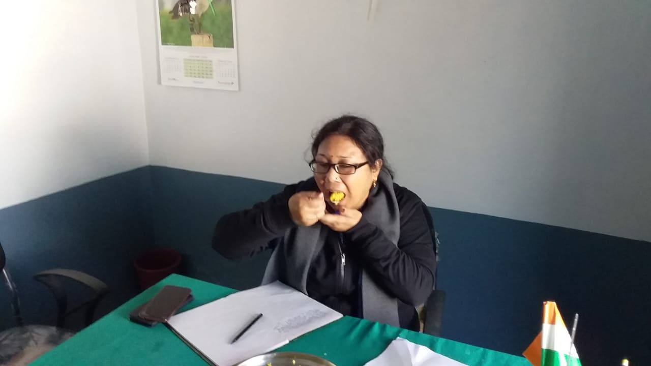 तहसीलदार ने परिषदीय विद्यालय का औचक किया निरीक्षण