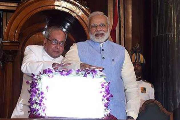 देशभर में आज से GST लागू, पीएम मोदी ने बताया गुड और सिंपल टैक्स देशभर में आज से GST लागू, पीएम मोदी ने बताया गुड और सिंपल टैक्स