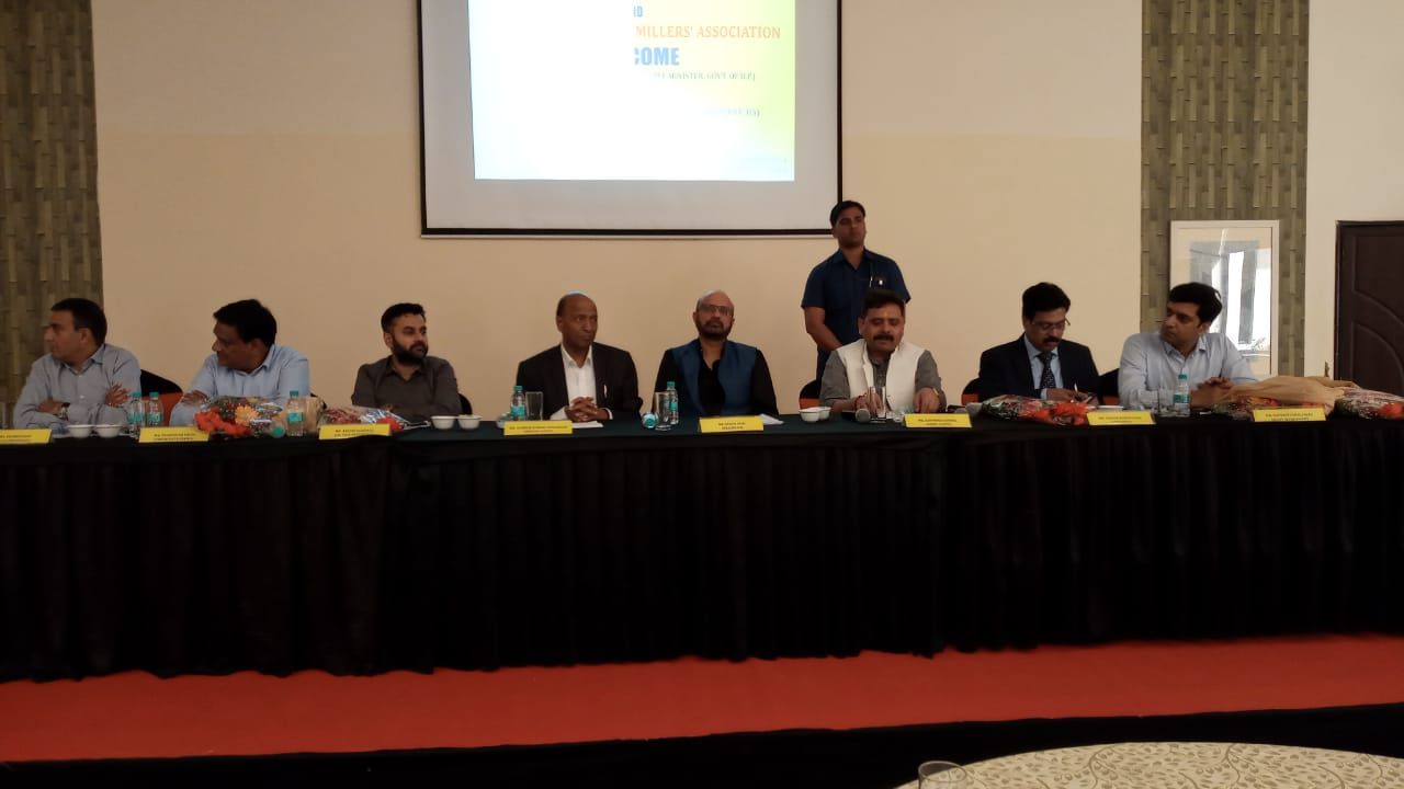 ऑल इंडिया फ्लोर मिल्स ऑनर्स की बैठक में पूर्वांचल के विकास पर मंथन