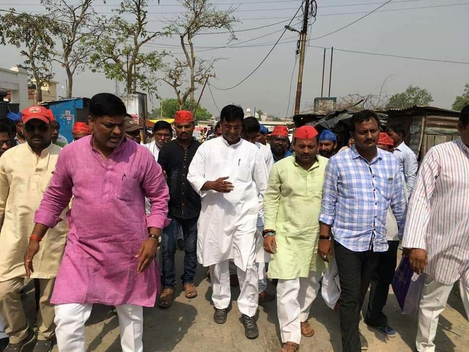 गठबंधन प्रत्याशी ने किया राम नगरी अयोध्या में जनसम्पर्क