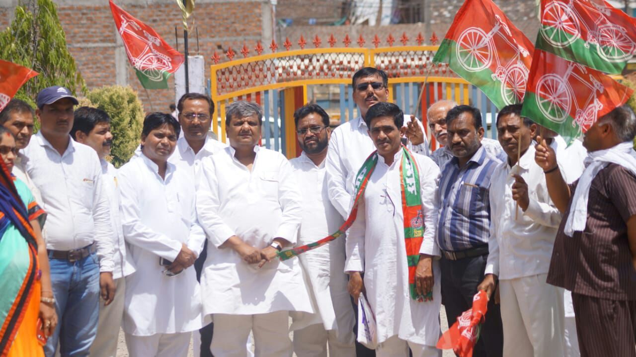 MP में समाजवादी पार्टी ने संगठन को धार देने के लिए असीम यादव प्रयास रत MP में समाजवादी पार्टी ने संगठन को धार देने के लिए असीम यादव प्रयास रत