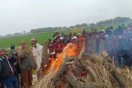 शहीद के बेटे ने दी मुखाग्नि, बोला- सेना में भर्ती होकर पिता का सपना करुंगा पूरा