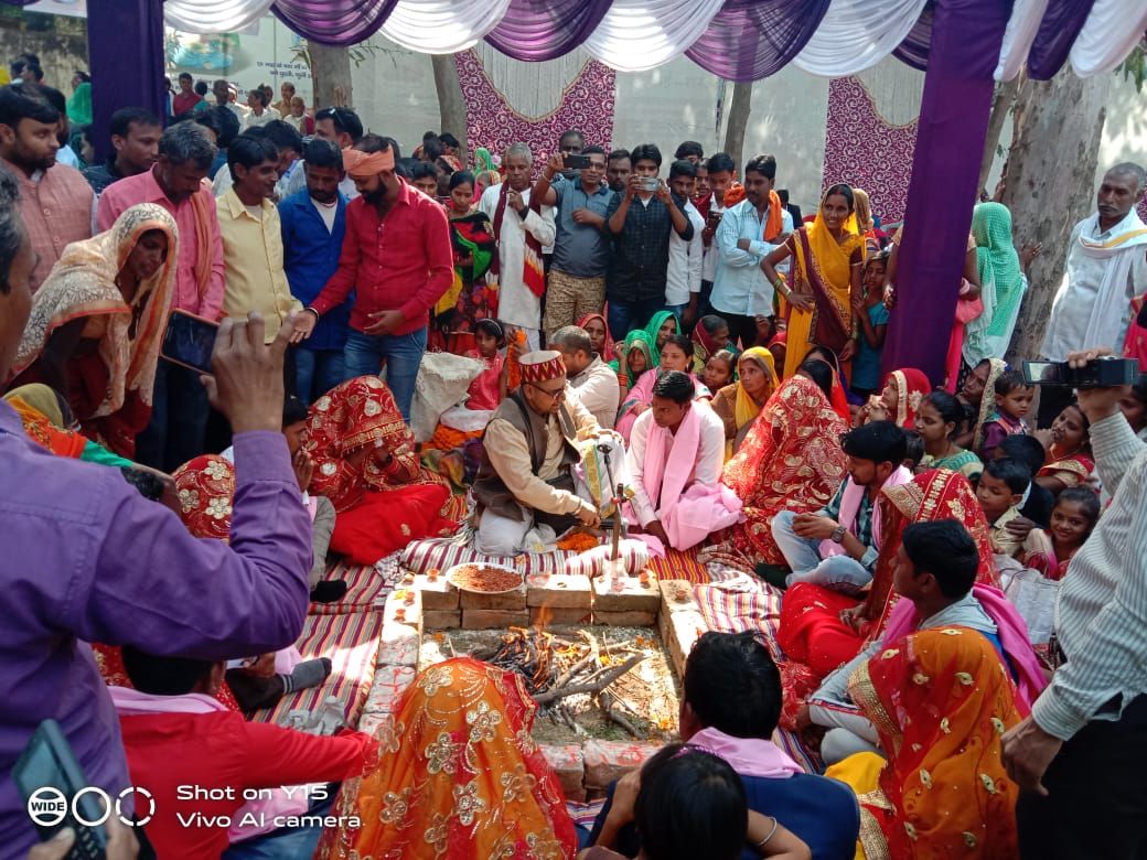 पूरे उत्तर प्रदेश में एक साथ सामूहिक विवाह का किया गया आयोजन