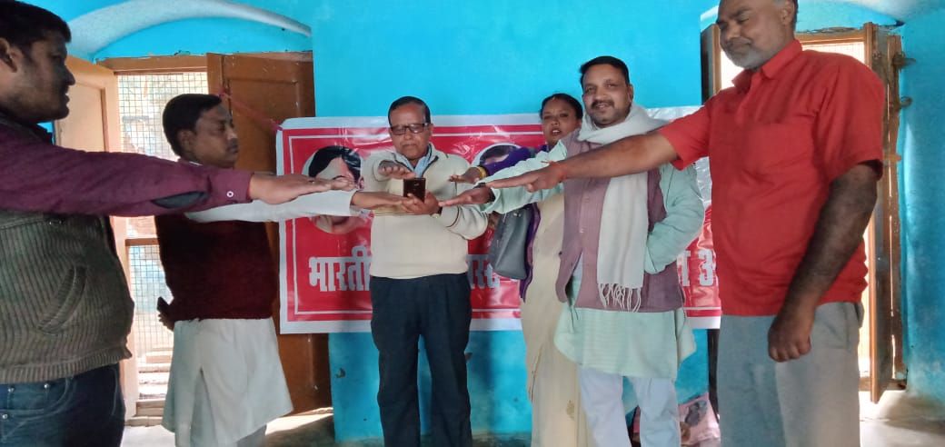 भाकपा नेताओ ने राष्ट्रपिता महात्मा गांधी को किया नमन भाकपा नेताओ ने राष्ट्रपिता महात्मा गांधी को किया नमन