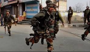 पुराने श्रीनगर के कवदारा में CRPF दस्ते पर ग्रेनेड हमला, सर्च ऑपरेशन जारी पुराने श्रीनगर के कवदारा में CRPF दस्ते पर ग्रेनेड हमला, सर्च ऑपरेशन जारी