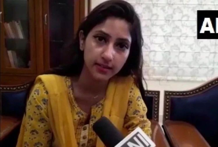 विधायक अदिति सिंह ने कांग्रेस को दिया झटका, विशेष सत्र में भाग लेकर व्यक्त किए विचार विधायक अदिति सिंह ने कांग्रेस को दिया झटका, विशेष सत्र में भाग लेकर व्यक्त किए विचार
