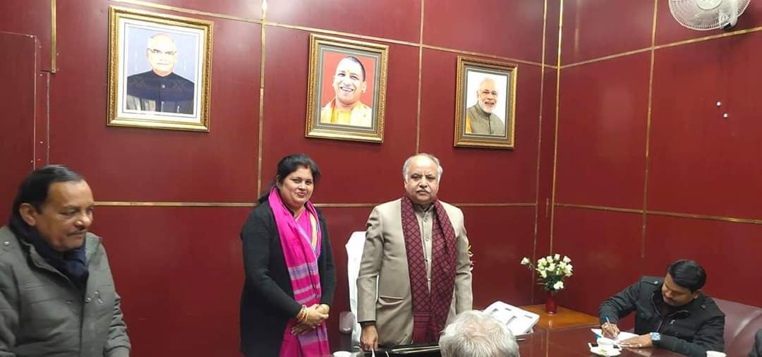 विधायक लीना तिवारी की मेहनत रंगलाई, नये वर्ष पर रामपुर बना नगर पंचायत