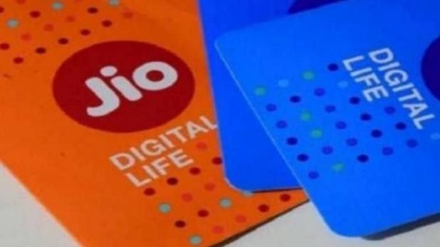 6 दिसंबर से 40% महंगे होंगे रिलायंस Jio के प्लान्स 6 दिसंबर से 40% महंगे होंगे रिलायंस Jio के प्लान्स