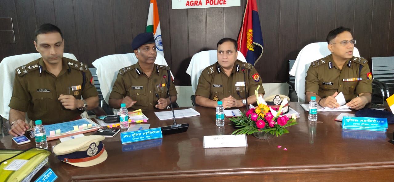डीजीपी बोले, फैसले के समय बंद हो सकती हैं इंटरनेट सेवा डीजीपी बोले, फैसले के समय बंद हो सकती हैं इंटरनेट सेवा