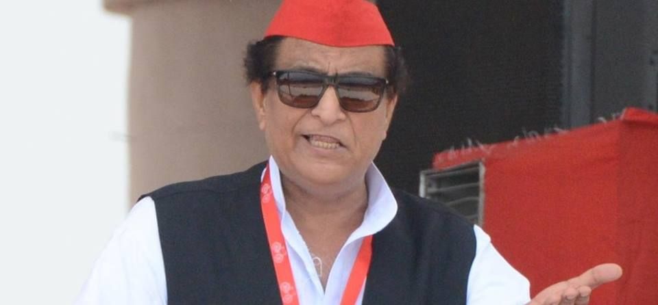 आगरा : सपा का राष्ट्रीय अधिवेशन आज शामिल हुए आज़म खान