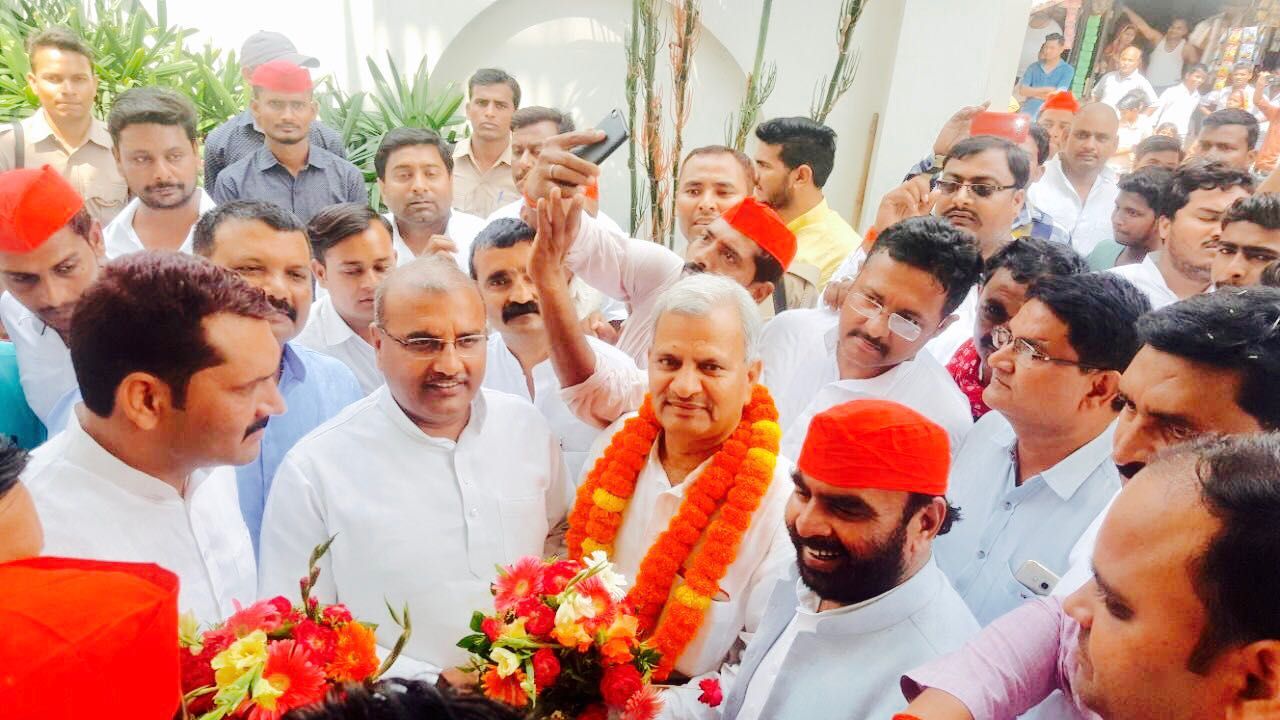 समाजवादी पार्टी के प्रदेश अध्यक्ष नरेश उत्तम का हुआ भव्य स्वागत। समाजवादी पार्टी के प्रदेश अध्यक्ष नरेश उत्तम का हुआ भव्य स्वागत।