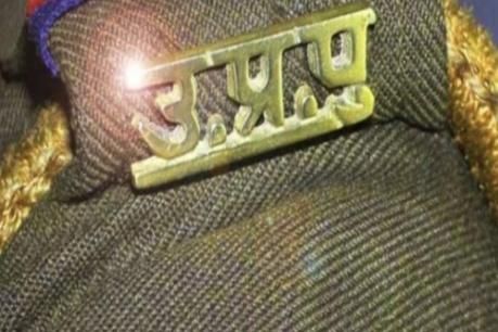 सी0ओ0 सकलडीहा की पहल पर दो निर्धन छात्रो के भविष्य को नई राह मिली सी0ओ0 सकलडीहा की पहल पर दो निर्धन छात्रो के भविष्य को नई राह मिली
