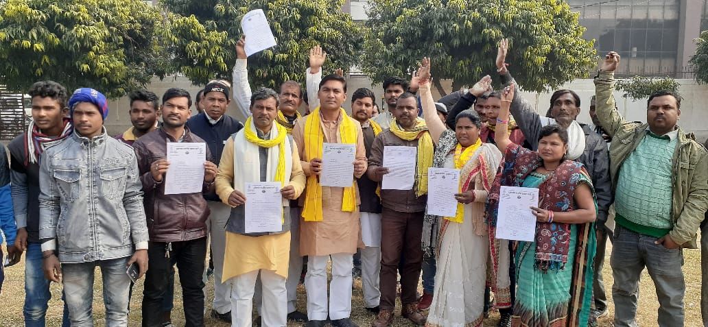 सु भा स पा ने अजय देवगन की फिल्म राजा सुहेलदेव का विरोध किया सु भा स पा ने अजय देवगन की फिल्म राजा सुहेलदेव का विरोध किया