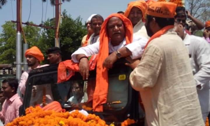 अयोध्या में गठबंधन पार्टी के जुलूस के आगे फीका रहा भाजपा नामांकन जुलुस