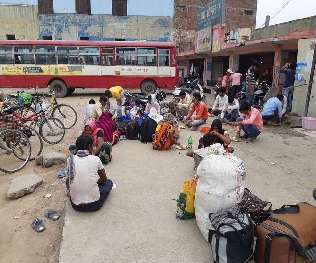 पैदल अपने घर जा रहे मजदूरों को भोजन उपलब्ध कराना सरकार की ज़िम्मेदारी : प्रोफेसर डॉ. योगेन्द्र यादव पैदल अपने घर जा रहे मजदूरों को भोजन उपलब्ध कराना सरकार की ज़िम्मेदारी : प्रोफेसर डॉ. योगेन्द्र यादव