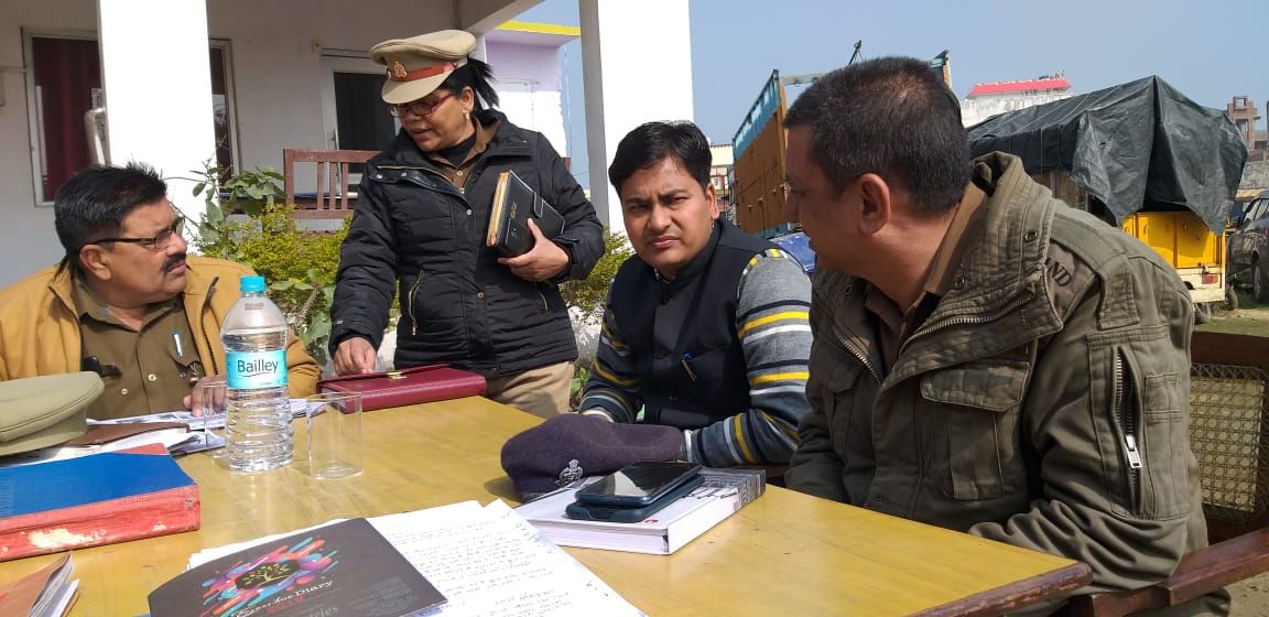 मुरादाबाद बिलारी थाना समाधान दिवस में एसडीएम ने सुनीं शिकायतें मुरादाबाद बिलारी थाना समाधान दिवस में एसडीएम ने सुनीं शिकायतें