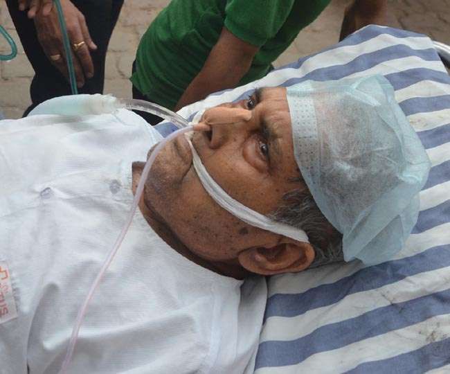 एम्स में भर्ती गोपालदास नीरज की हालत बिगड़ी, ब्लड प्रेशर नियंत्रित नहीं