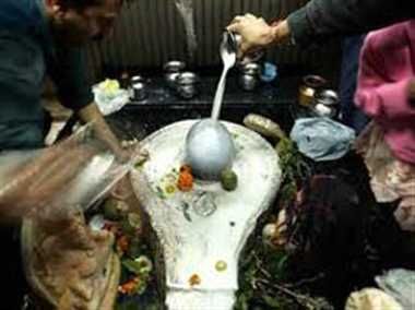 शिव को प्रसन्न करने के लिए यहां पर ब्रह्मा जी ने दस बार किया था अश्वमेध यज्ञ शिव को प्रसन्न करने के लिए यहां पर ब्रह्मा जी ने दस बार किया था अश्वमेध यज्ञ