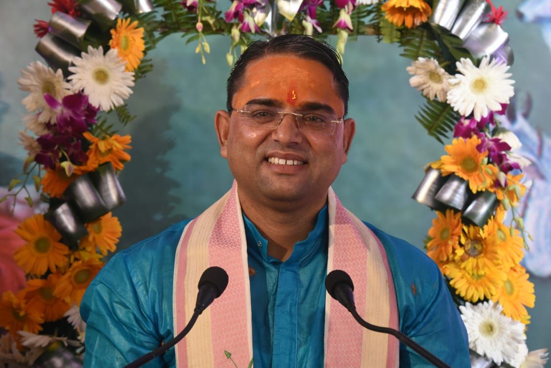 उपवास का अर्थ परमात्मा के सन्निकट होना है: राधेश्याम शास्त्री उपवास का अर्थ परमात्मा के सन्निकट होना है: राधेश्याम शास्त्री