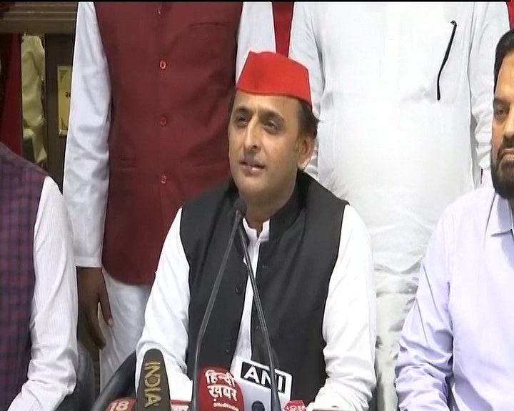 योगी सरकार का घमंड टूटा, परिणाम में जनता का गुस्सा फूटाः अखिलेश योगी सरकार का घमंड टूटा, परिणाम में जनता का गुस्सा फूटाः अखिलेश