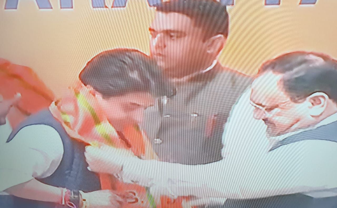 दिल्ली: ज्योतिरादित्य सिंधिया बीजेपी में शामिल, नड्डा बोले- ये खुशी की बात