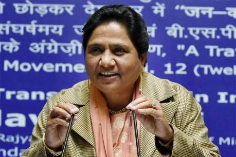 बहनजी का मिला आदेश, सपा को वोट दिलाने घर-घर निकले कार्यकर्ता बहनजी का मिला आदेश, सपा को वोट दिलाने घर-घर निकले कार्यकर्ता