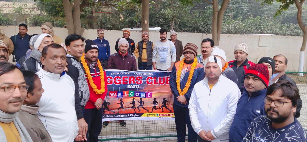 ओपन जिम का डीएम व सांसद ने संयुक्त रूप से किया उद्घाटन ओपन जिम का डीएम व सांसद ने संयुक्त रूप से किया उद्घाटन