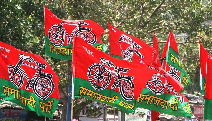 कैराना-नूरपुर उपचुनाव : नामांकन के बहाने रालोद सपा का शक्ति प्रदर्शन कैराना-नूरपुर उपचुनाव : नामांकन के बहाने रालोद सपा का शक्ति प्रदर्शन