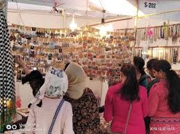 #भारत_बंद_नहीं_होगा लखनऊ में खुली दुकानें; सुल्तानपुर में DM का रूट मार्च #भारत_बंद_नहीं_होगा लखनऊ में खुली दुकानें; सुल्तानपुर में DM का रूट मार्च