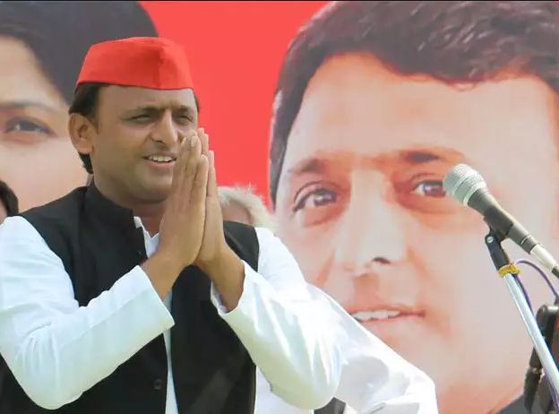 अखिलेश यादव ने सरकार से किया आग्रह, आजम खां,पत्नी,बेटे को छोड़ने का आग्रह, रमजान के पवित्र महीने में छोड़ने का आग्रह, आजम खां की पत्नी और बेटा बीमार-अखिलेश।