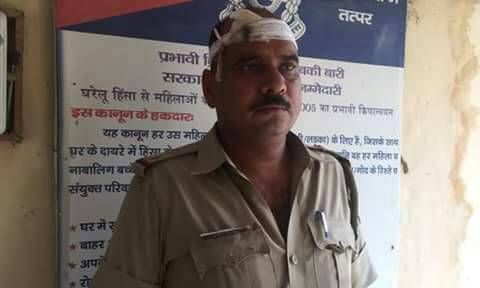 दबंगों ने एसओ और एस आई को दौड़ा-दौड़ा कर पीटा-जेपी यादव दबंगों ने एसओ और एस आई को दौड़ा-दौड़ा कर पीटा-जेपी यादव