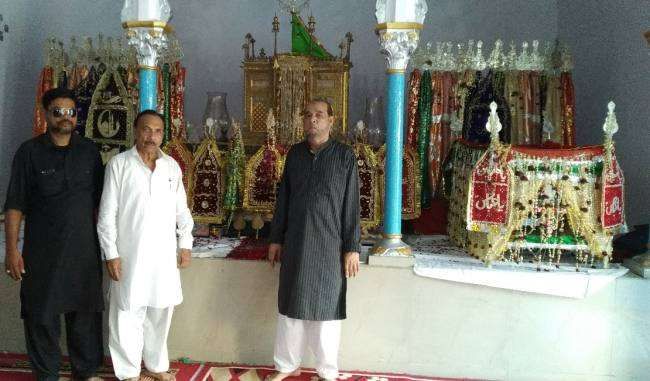 नवाब वाजिद अली शाह की सोने से जड़ी ताजिया प्रदेश में नहीं पूरे देश में मछलीशहर का नाम रोशन करता है नवाब वाजिद अली शाह की सोने से जड़ी ताजिया प्रदेश में नहीं पूरे देश में मछलीशहर का नाम रोशन करता है