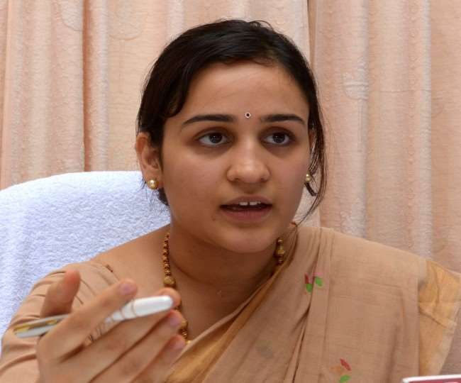 निर्भया के दोषियों को कोर्ट से डेथ वारंट का अपर्णा यादव ने किया स्वागत