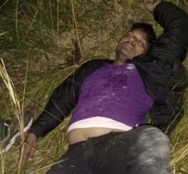 जौनपुर में देर रात पशुतस्कर और पुलिस में हुई मुठभेड़