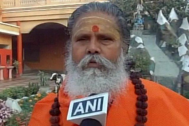 स्वामी चिन्मयानंद का यह कृत्य निंदनीय ही नहीं अक्षम्य भी: नरेंद्र गिरि स्वामी चिन्मयानंद का यह कृत्य निंदनीय ही नहीं अक्षम्य भी: नरेंद्र गिरि