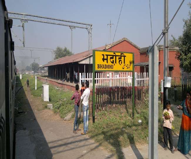 जिलाधिकारी राजेन्द्र प्रसाद ने निरीक्षण कर की बड़ी कार्यवाही जिलाधिकारी राजेन्द्र प्रसाद ने निरीक्षण कर की बड़ी कार्यवाही
