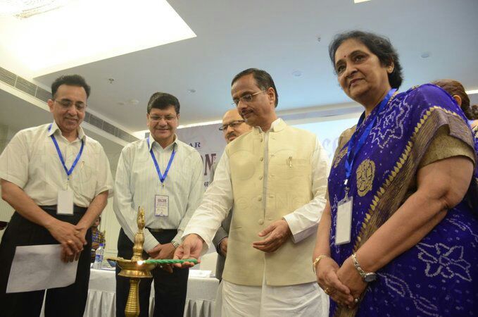 लखनऊ : होटल क्लार्क में  डिप्टी  CM दिनेश शर्मा ने 21st नेशनल कांग्रेस ऑन ऑस्टियोआर्थराइटिस कार्यक्रम का किया उद्घाटन