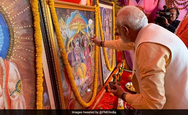 दशहरे पर पीएम मोदी बोले- संकल्प लें, दीवाली पर बेटियों को सम्मानित करेंगे