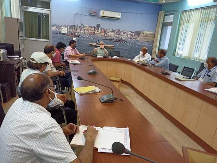 नोडल अधिकारी ने कोविड-19 मरीजों के चिकित्सा व्यवस्था के संबंध में अधिकारियों के साथ की समीक्षा बैठक नोडल अधिकारी ने कोविड-19 मरीजों के चिकित्सा व्यवस्था के संबंध में अधिकारियों के साथ की समीक्षा बैठक