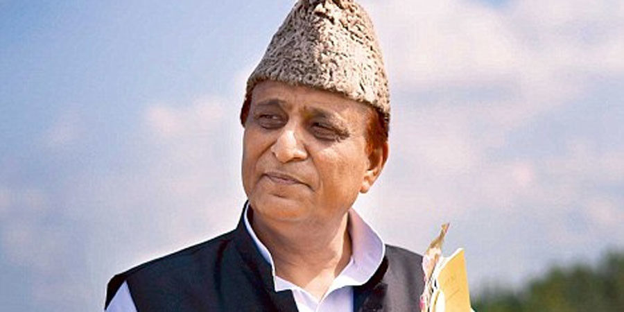 लखनऊ: आजम खान की गिरफ्तारी पर हाईकोर्ट की लखनऊ बेंच ने लगाई रोक सपा सरकार में हुए भर्ती घोटाले में पूर्व मंत्री आजम खान पर है आरोप जस्टिस DK उपाध्याय की बेंच ने लगाई गिरफ्तारी पर रोक