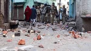 लॉक डाउन, पुलिस पर हमले, कारण और निवारण – प्रोफेसर डॉ. योगेन्द्र यादव लॉक डाउन, पुलिस पर हमले, कारण और निवारण – प्रोफेसर डॉ. योगेन्द्र यादव