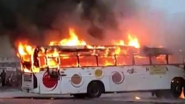 सूरत में सिलिंडर से भरे ट्रक में ब्लास्ट, कई गाड़ियां जल कर ख़ाक