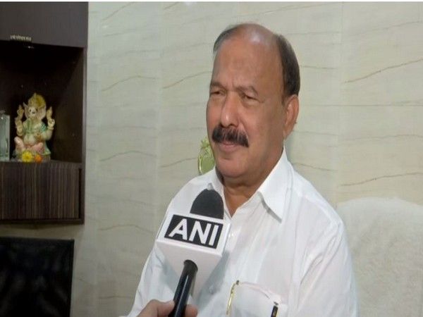 महाराष्ट्र/ भाजपा के कालिदास कोलंबकर होंगे प्रोटेम स्पीकर, थोड़ी ही देर में राजभवन में शपथ लेंगे