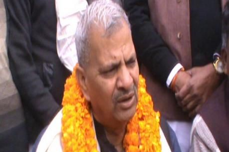 धार्मिक उन्माद फैलाकर BJP करती है राजनीति: नरेश उत्तम धार्मिक उन्माद फैलाकर BJP करती है राजनीति: नरेश उत्तम
