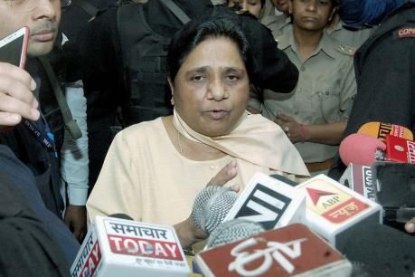 ईद पर देश में अच्छी कानून-व्यवस्था व अमन के लिए दुआ जरूरी ईद पर देश में अच्छी कानून-व्यवस्था व अमन के लिए दुआ जरूरी