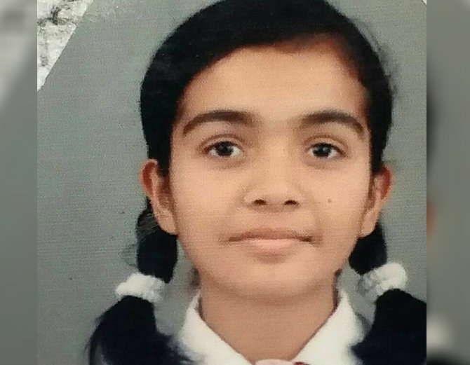 DGP ऑफिस में तैनात सीओ की बेटी ने लगाई फांसी DGP ऑफिस में तैनात सीओ की बेटी ने लगाई फांसी