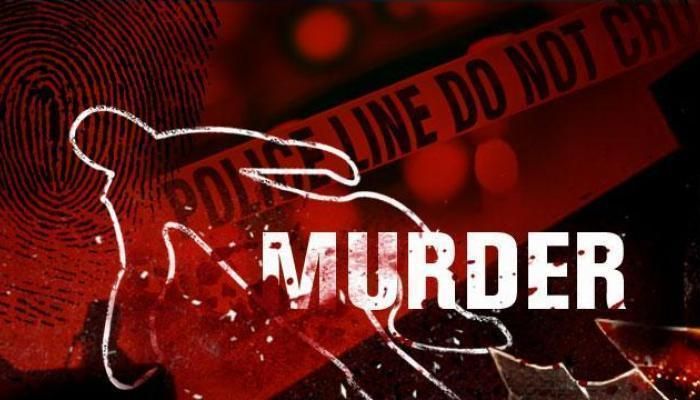 कुशीनगर में पत्नी व दो बच्चों की हत्या के बाद फार्मासिस्ट ने की आत्महत्या कुशीनगर में पत्नी व दो बच्चों की हत्या के बाद फार्मासिस्ट ने की आत्महत्या